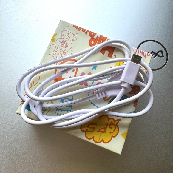 NWT Kids GPS tracker. Blue colour. Smart watch tracker, waterproof, SOS calls. - Picture 10 of 10